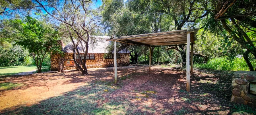 10 Bedroom Property for Sale in Skeerpoort North West